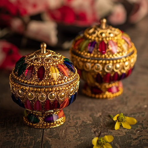 JEWELD TRINKET BOX WITH MULTI COLOR GEMSTONES - SET OF 2 -Size 6 x 6 x 6 cm