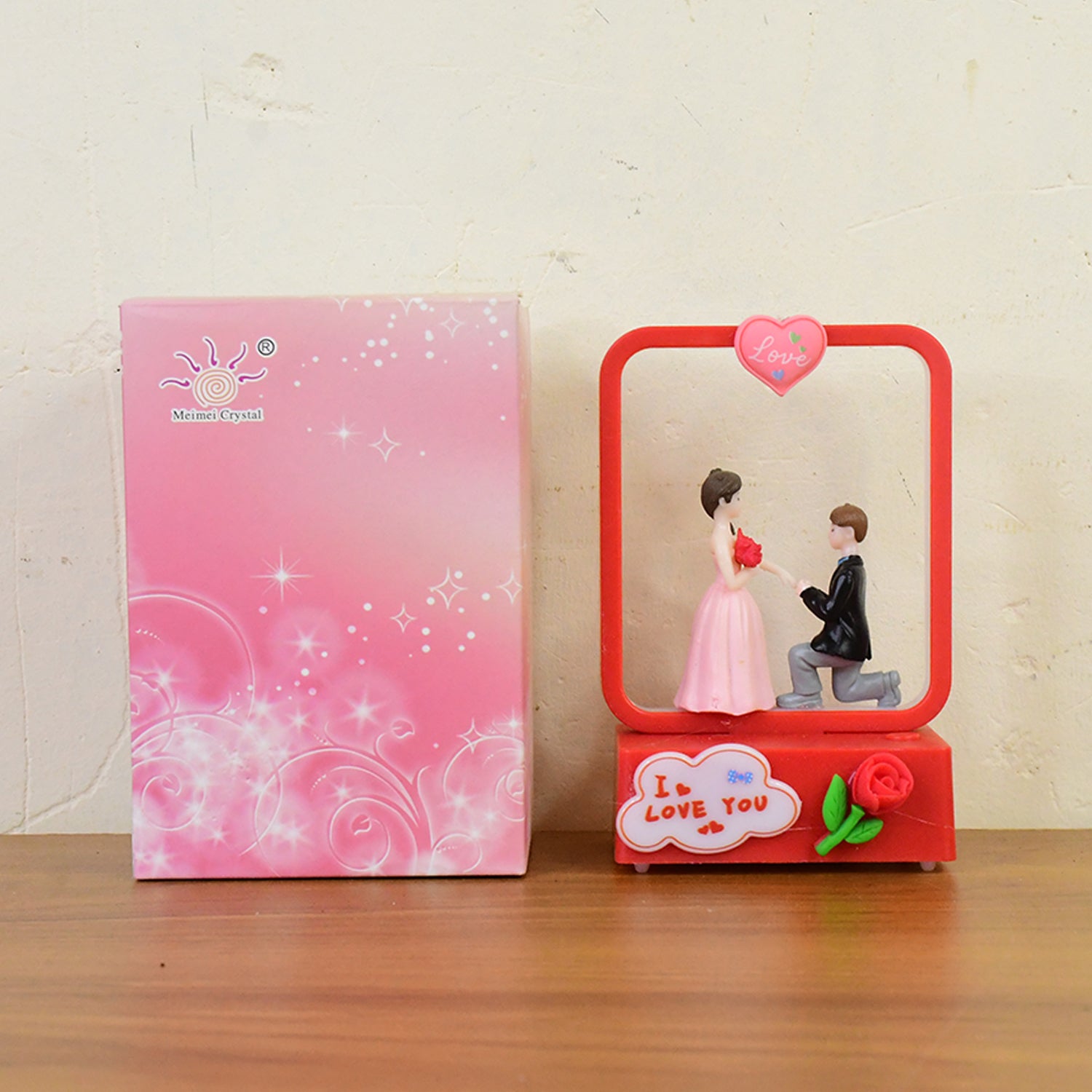 Romantic Led Love Couple Decorative Night Lamp Showpiece (1 Pc)