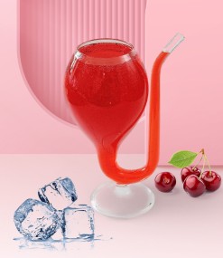 Wine Shape Glass with built-in straw (250 ml)