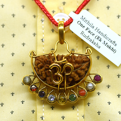 Ek Mukhi Rudraksha With Navaratna Gemstones  - Lab Certified